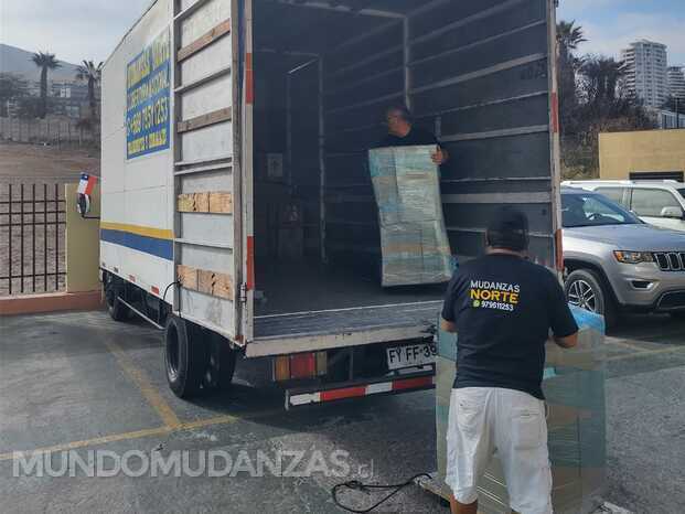 Retiro de mudanza en camión de 30 mt3